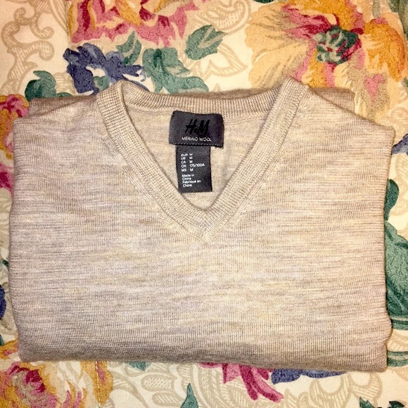 NWOT H&M Wool Sweater - Picture 3 of 5